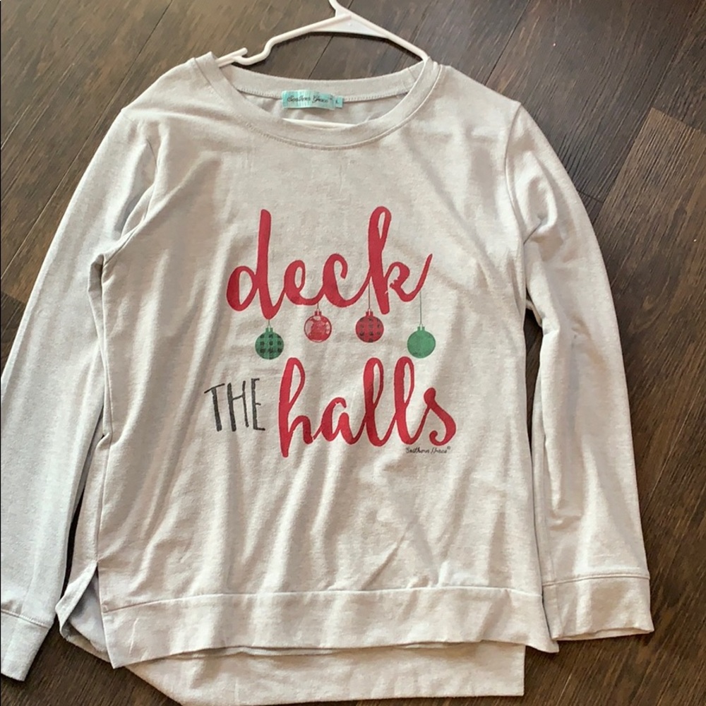Long sleeve sweatshirt. Really soft